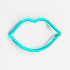 Вырубка пластиковая "Губы" 10 см 130